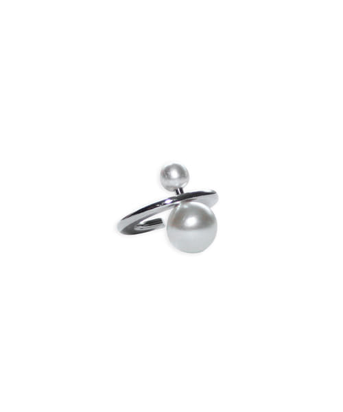 Pearl ribbon silver earcuff